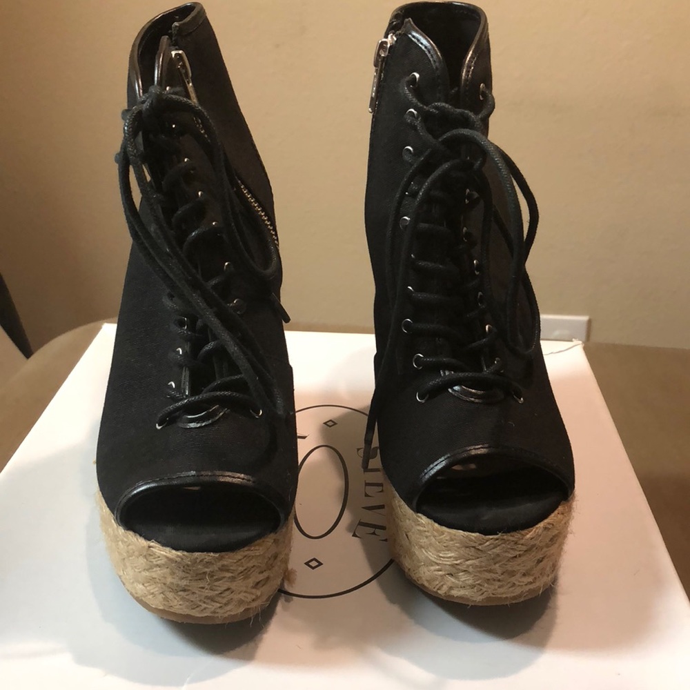 Steve Madden wedges